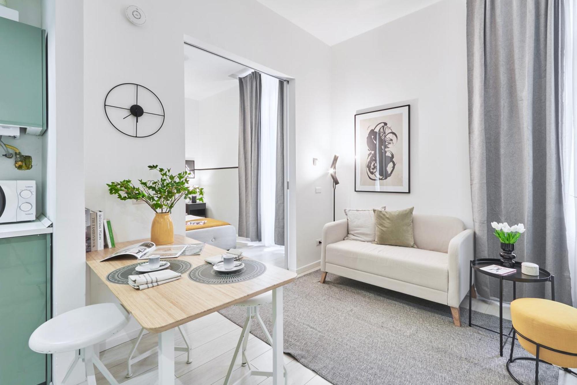 Elegante Appartamento Minimal Dai Tocchi Botanici Milão Exterior foto